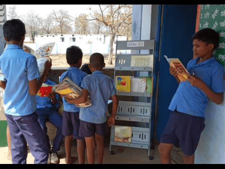 Students-reading